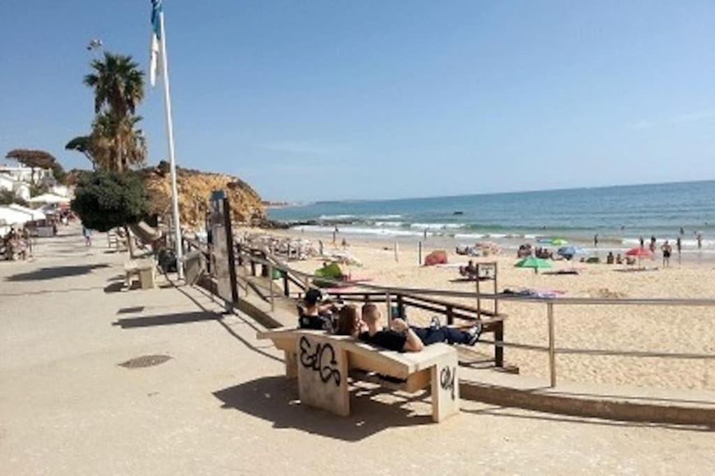 Appartement Magnifique Duplex Avec Piscine En Bord De Mer à Olhos de Agua  Extérieur photo